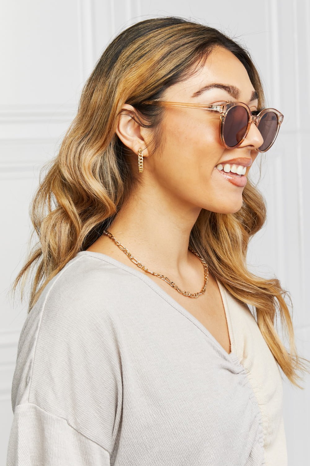 Round Full Rim Polycarbonate Frame Sunglasses - Avek Brand