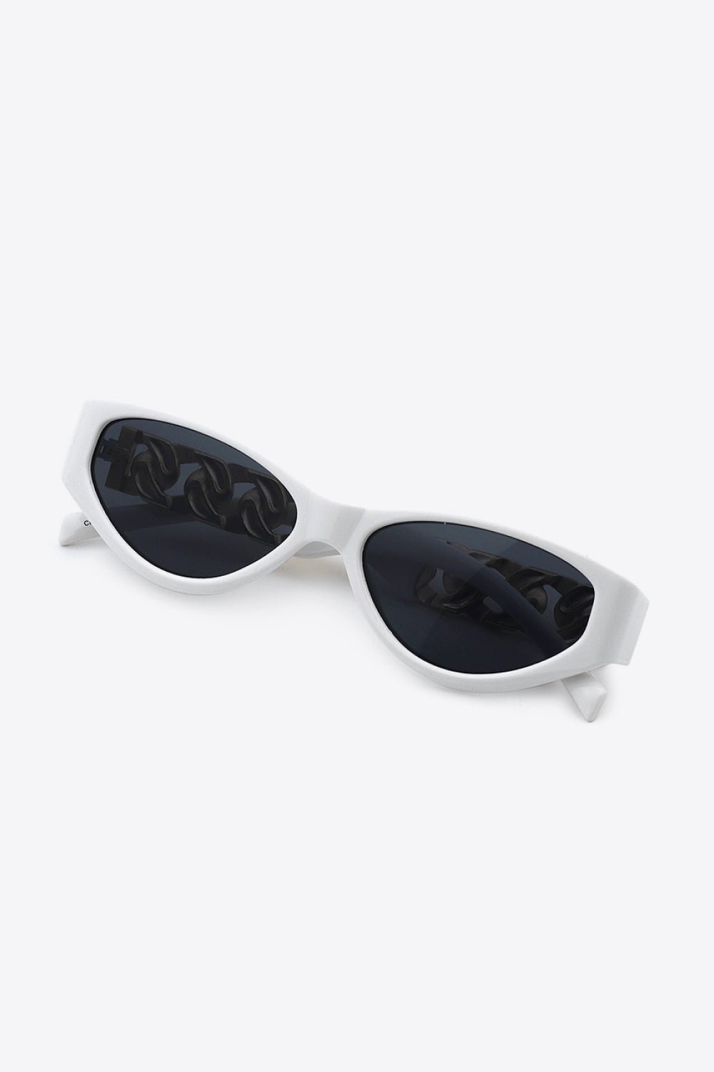 Chain Detail Temple Cat Eye Sunglasses - Avek Brand