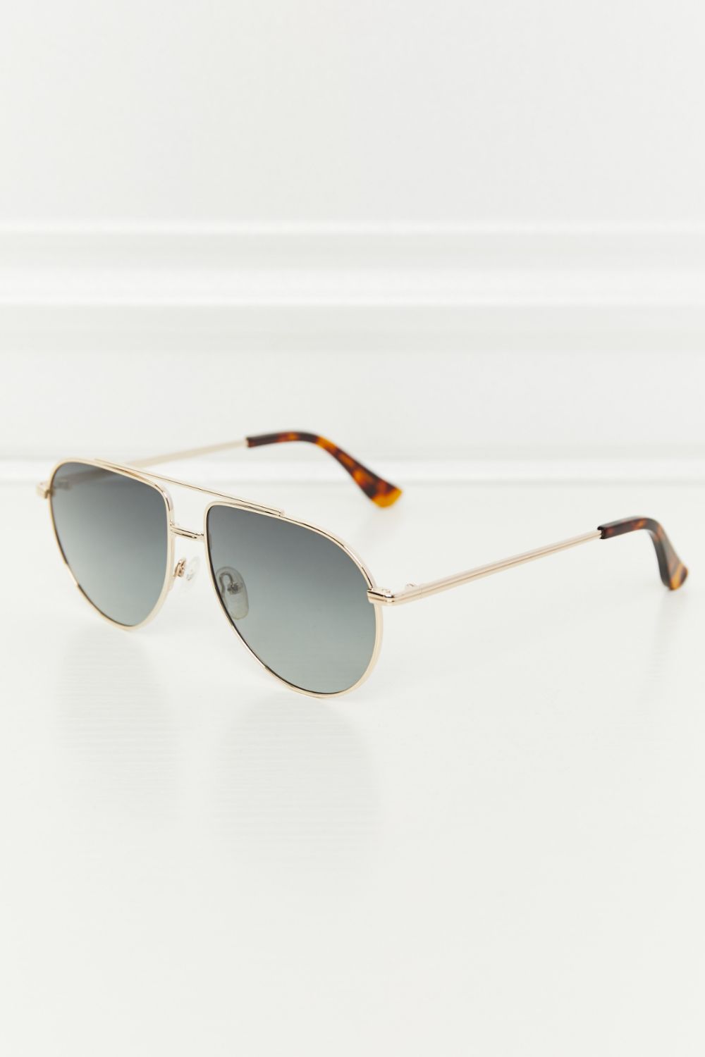 TAC Polarization Lens Aviator Sunglasses - Avek Brand